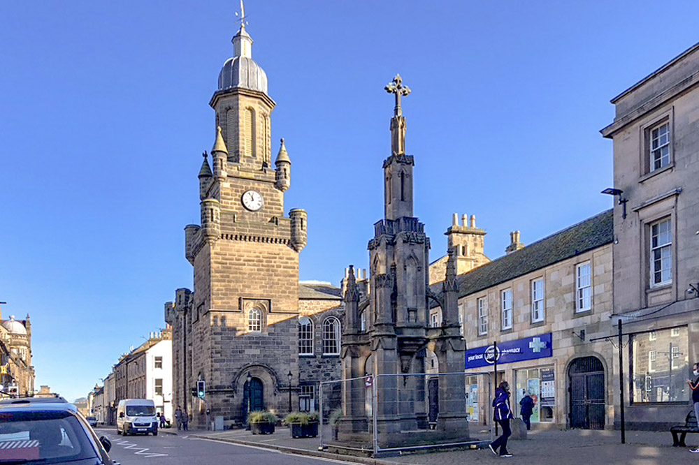 Mercat Cross